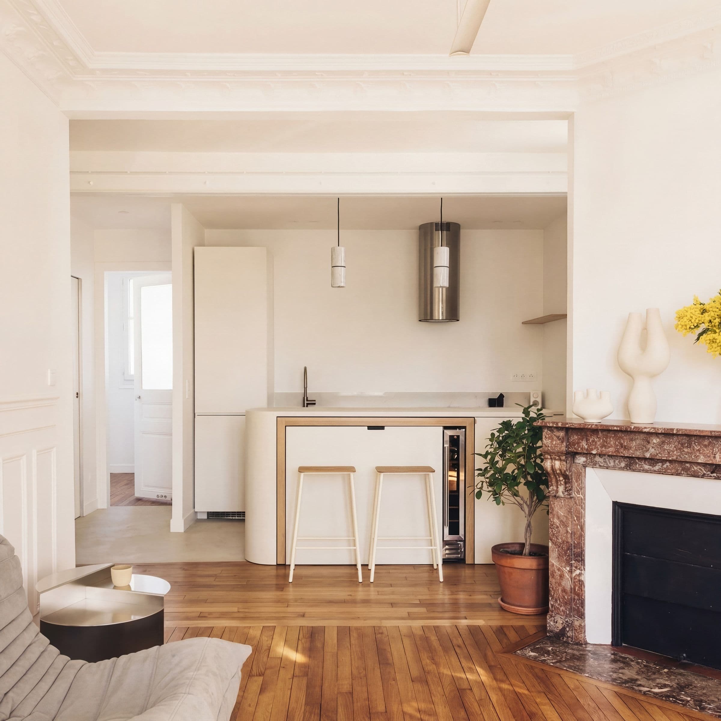 Meuble sur-mesure en bois massif par Mobilier Personnel