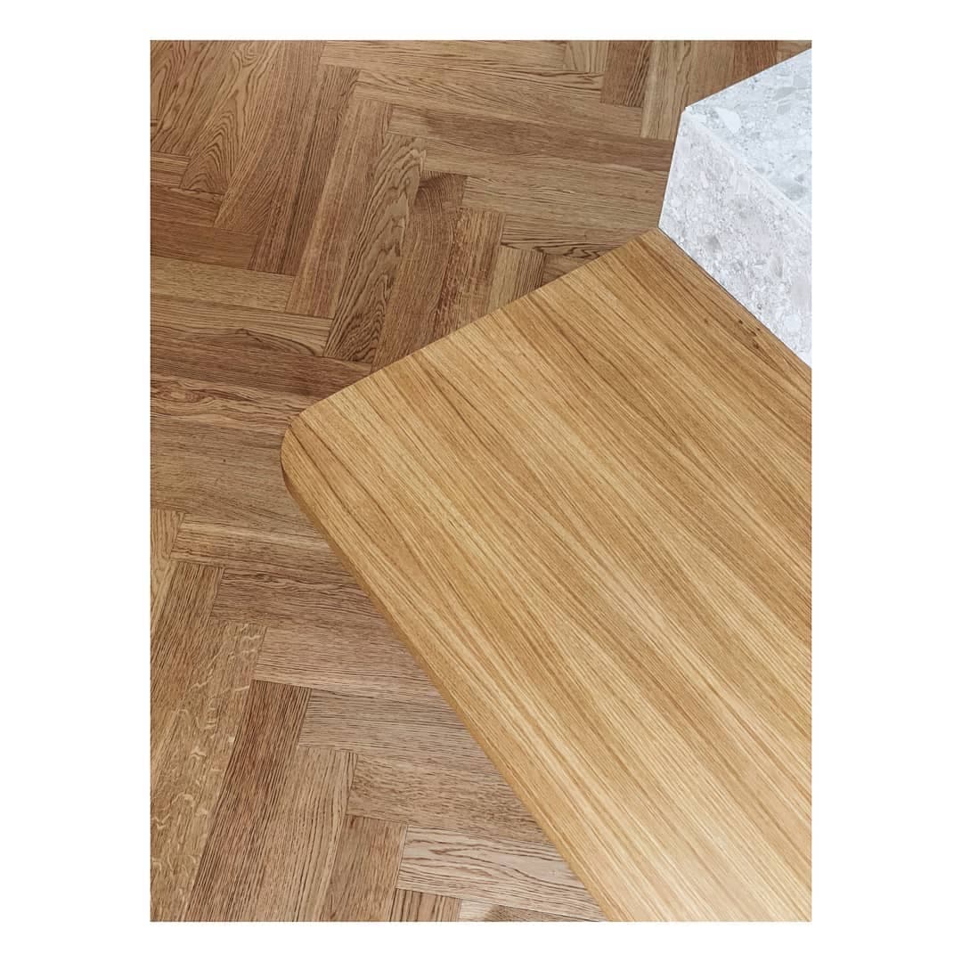 Bibliothèque, bureau & plan de travail — photo 2